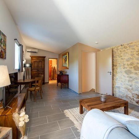 La Maison De Livia, Chambres D'Hotes, Piscine Chauffee, Proche Uzes, Nimes, Ales Sauzet  Luaran gambar