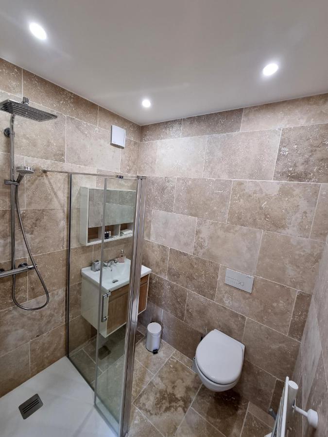 La Maison De Livia, Chambres D'Hotes, Piscine Chauffee, Proche Uzes, Nimes, Ales Sauzet  Luaran gambar